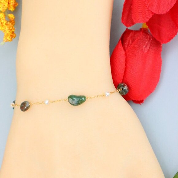 "Elegant & Trendy Bracelet, A Perfect Gift for Women, Thoughtful, EVCH1242 - Picture 7 of 11